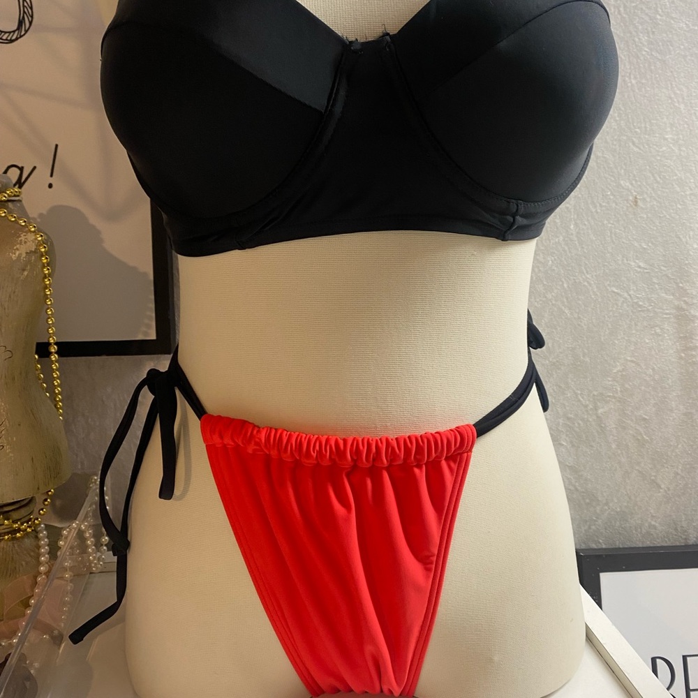 Bikini top sold thong string bikini